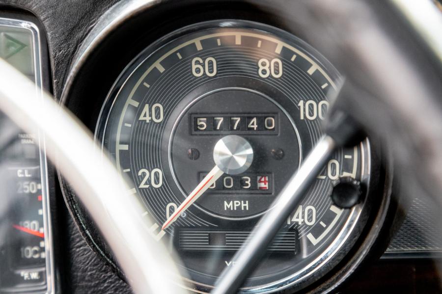 Панель приборов Mercedes-Benz 600 (W100) 1968 года  (NA) (фото 98 из 149)
